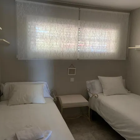 Karin Palma Fiesta-vallpineda-sitges Apartment