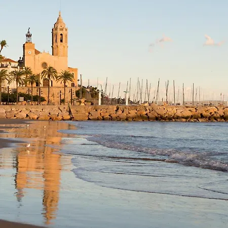 Karin Palma Fiesta-vallpineda-sitges Apartment
